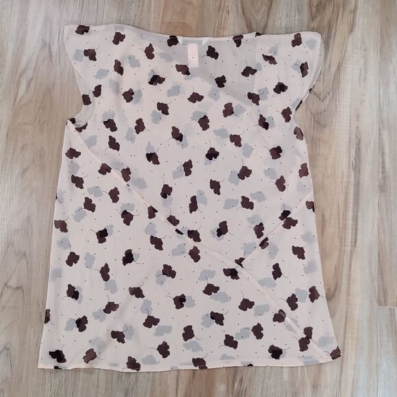 🔹️Cabi Cream Playful Me Leaf & Polka Dot Print Semi Sheer Sleeveless Top Medium - Picture 5 of 12